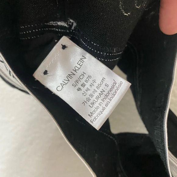 Calvin Klein triangle bralette - Picture 4 of 4